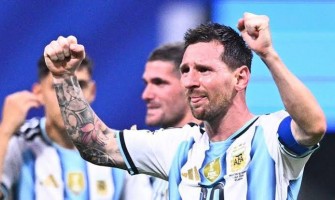 Argentinien gewinnt 3-2 gegen Ägypten und zieht ins Viertelfinale ein
