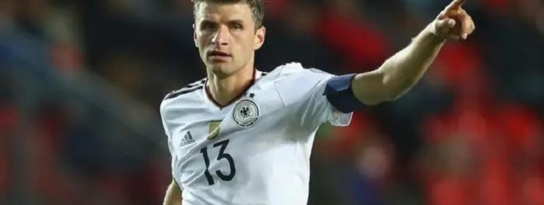 Müller erfolgreich für die deutsche Fußballnationalmannschaft ausgewählt