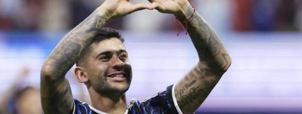Romero trägt die Nummer 3