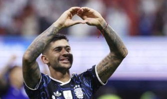 Romero trägt die Nummer 3