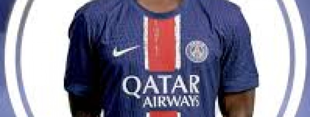 Willian Pacho ist nach Paris aufgebrochen und steht kurz vor dem Transfer